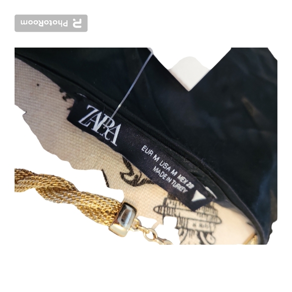 NWT ZARA Join Life Outer Shell Sleeveless Low V Crop Top - Picture 5 of 5